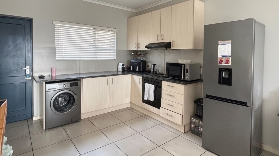 2 Bedroom Property for Sale in Parklands Western Cape